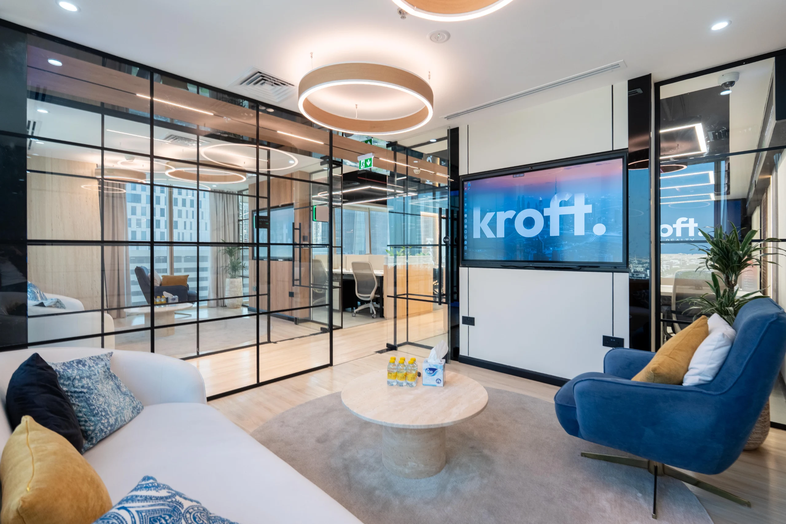 Client Lounge — Wide